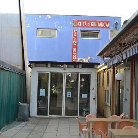 Il Terrazzo 40 Metri Dal Mare *