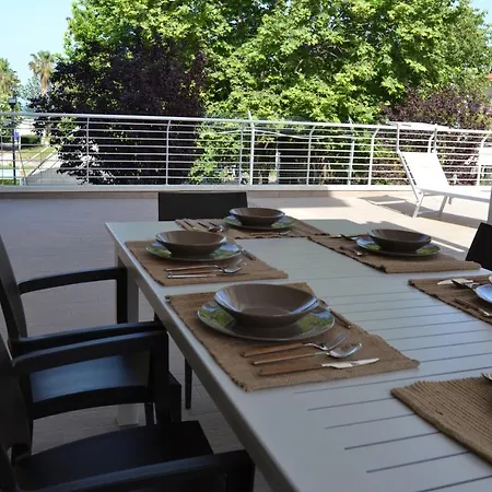 Il Terrazzo 40 Metri Dal Mare Apartment *