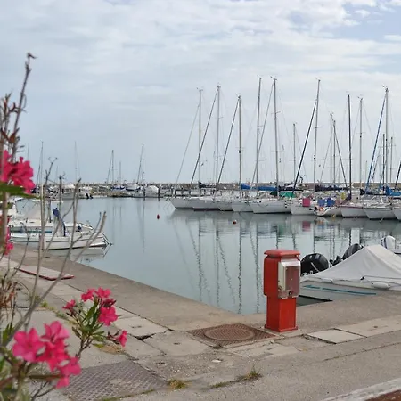 Il Terrazzo 40 Metri Dal Mare * Giulianova