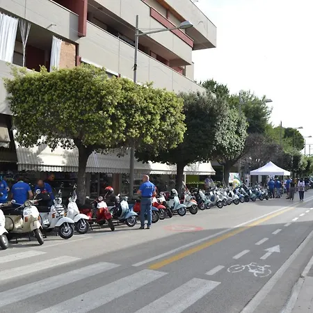 Il Terrazzo 40 Metri Dal Mare * Giulianova