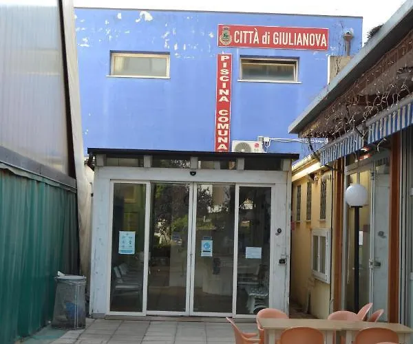 Il Terrazzo 40 Metri Dal Mare *